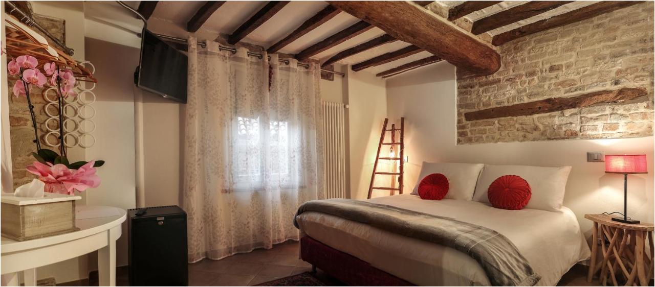 Il Giardino Sul Tetto B&B 瓜热讷 外观 照片